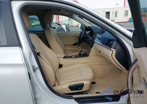 2015 BMW 328I z USA, uszkodzony, nr VIN WBA3A5G5XFNS90927